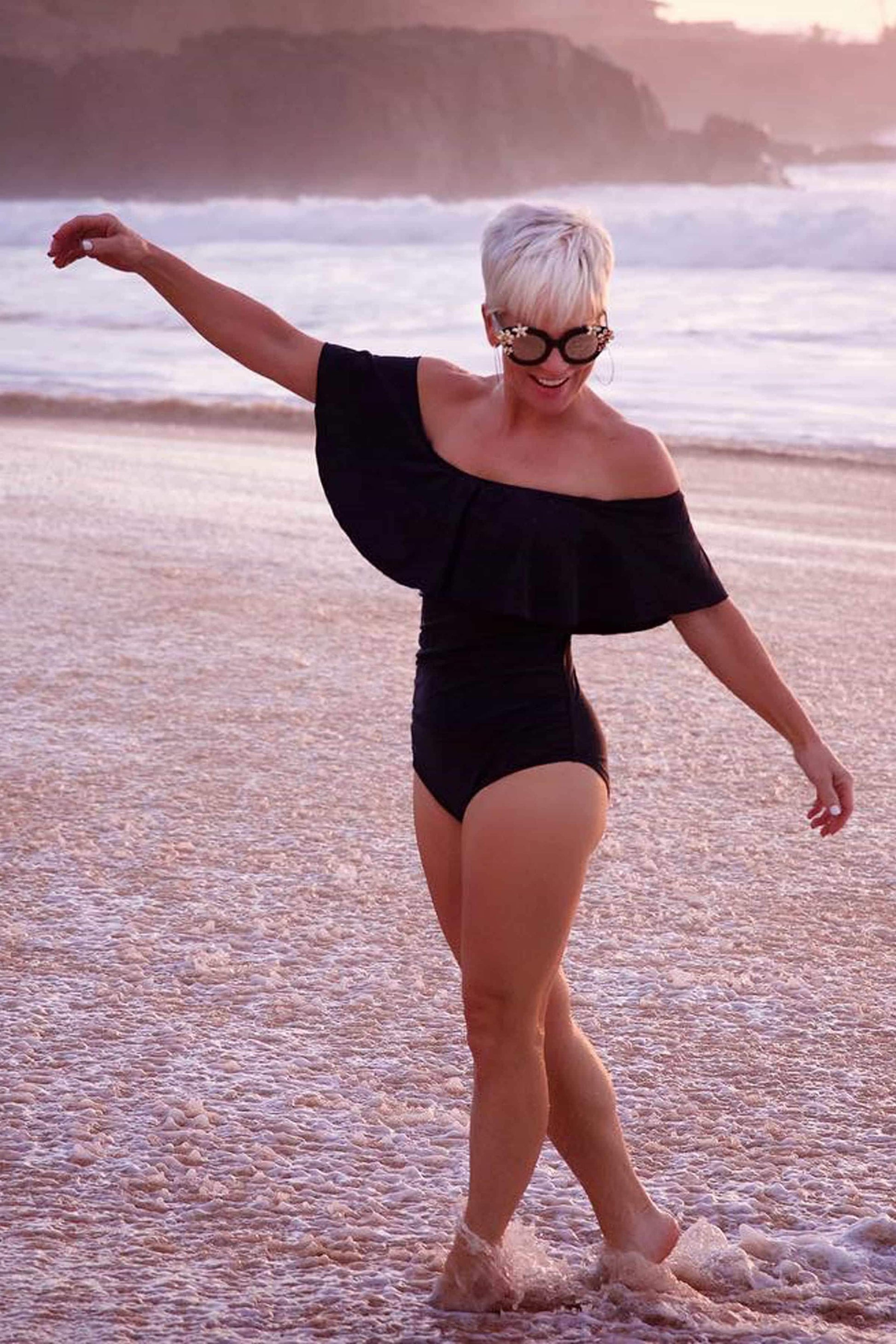Women's One Piece Swimsuit Ruffled Lace Up Beach Swimwear Tummy Control  Bathing Suit Swimming Costume