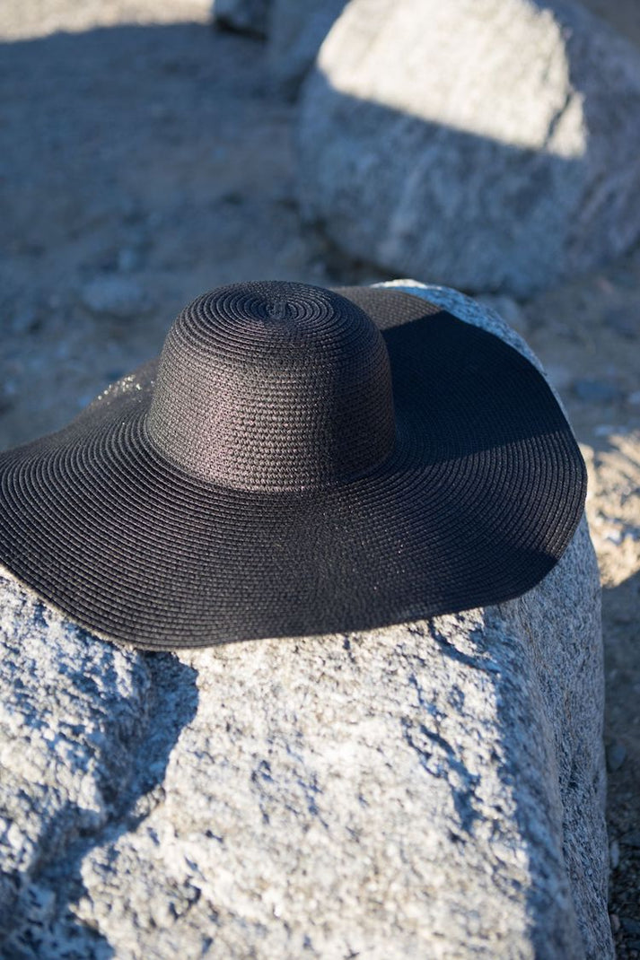TIFFANY Oversized Floppy Beach Hat | Shop Womens Beach Accessories